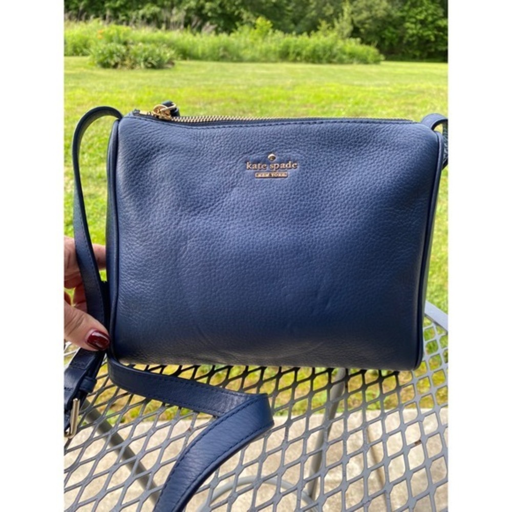 Kate Spade Lombard
Street‎ Cayli French Navy Blue Leather Crossbody
Bag Striped